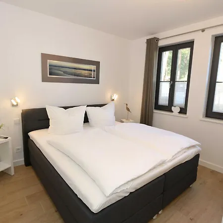 Strandvilla Andrea Whg. 1 Apartamento Baabe
